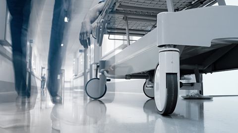 Хитойлик аёл янглишиб тирик эрини ўликхонага юборди