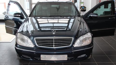 Путинга тегишли бўлган зирҳли лимузин сотувга қўйилди