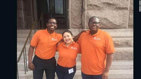 AQShda maktab bitiruvchisi 20 ta universitetga hujjat topshirib, ularning barchasiga qabul qilindi