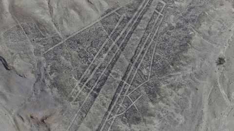 Перуда сирли Наска геоглифлари топилди