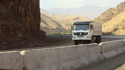 “Qamchiq” dovonida 20 yil oldin chiqarilgan avtomobillarda yuk tashish taqiqlandi