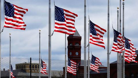 АҚШ россиялик олигархларга қарши санкциялар жорий қиладиган сана маълум бўлди