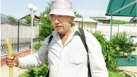 66 yoshli andijonlik sayyoh Rahmatilla Qosimov O‘zbekiston bo‘ylab piyoda sayohat qilmoqda (video)