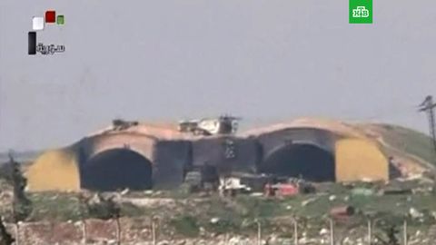 Suriyaning Xoms aerodromiga raketa zarbasi oqibatida 14 nafar harbiy halok bo‘ldi