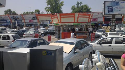 Тошкентдаги «Малика» савдо марказининг ёпилиши сабаби маълум бўлди