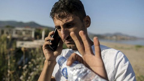 Австрияда муҳожирларнинг телефонлари олиб қўйилади