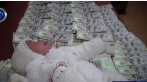 Andijonda 23 kunlik chaqaloqni 4500 dollar va 4 mln so‘mga sotayotgan ona qo‘lga olindi