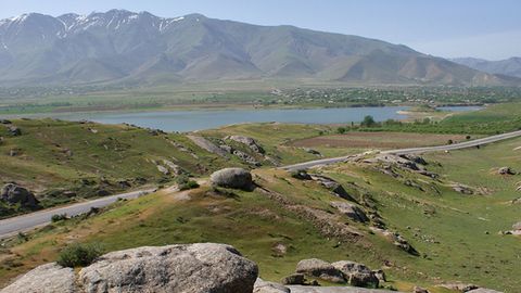 Urgutning Chor chinorida nur ichidagi Ka’ba ko‘rinadimi?