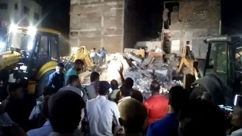 Ҳиндистонда меҳмонхона биноси қулаб тушди. 9 киши ҳалок бўлди