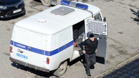 Россиялик эркак отасидан 38 миллион рубль қарз бўлиб қолди