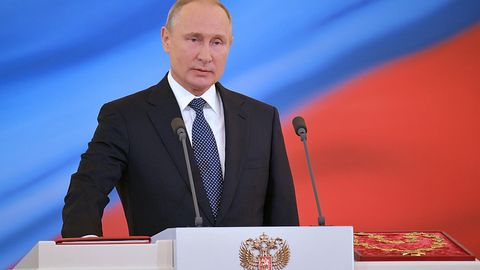Путин тўртинчи бор Россия президенти лавозимини эгаллади