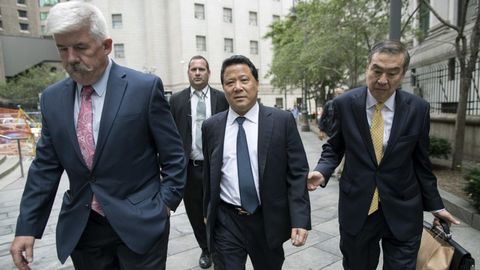 BMTning ikki nafar amaldoriga pora bergan xitoylik milliarder 4 yilga ozodlikdan mahrum etildi