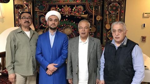 O‘zbekistonlik qori AQShda xatmi Qur’onni boshladi