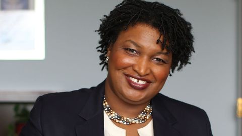 AQSh tarixida birinchi marta qora tanli ayol gubernator lavozimi uchun nomzodga aylandi