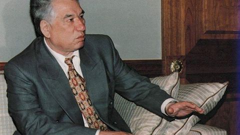 Бухорода таниқли қирғиз адиби Чингиз Айтматов таваллудининг 90 йиллиги нишонланди