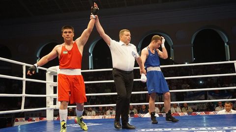 7 nafar o‘zbekistonlik bokschi “Gubernator kubogi” finaliga chiqdi. Finalda Shahobiddin Zoirovga termadagi sherigi raqiblik qiladi