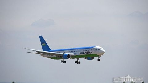 Shavkat Mirziyoyev Namanganga yetib keldi