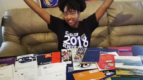 AQShlik o‘quvchi qiz 113 ta OTMga qabul qilindi