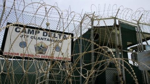 Дональд Трамп даврида илк бор Гуантанамо қамоқхонаси маҳбуси ватанига кўчирилди