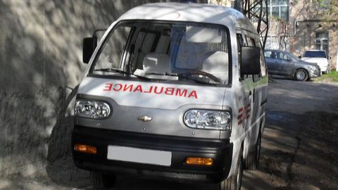 Bo‘stonliqda maktab o‘quvchisi o‘gay otasini pichoqladi