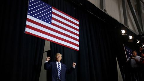 Trampga saylovlar vaqtida arab shahzodalari vakili yordam bergani ma’lum bo‘ldi