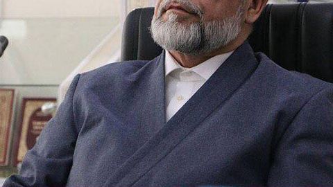 Шайх Муҳаммад Содиқ Муҳаммад Юсуфнинг қизи отасининг суратларига у кишига тегишли бўлмаган сўзларни ёзиб тарқатмасликни сўради