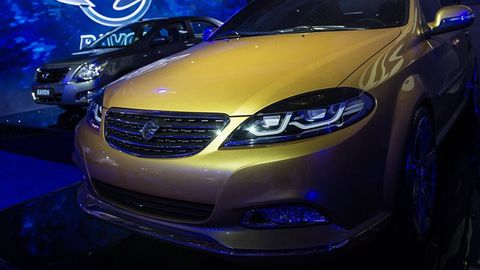 O‘zbekistonda Ravon brendi ostidagi avtomobillar sotuvi boshlandi