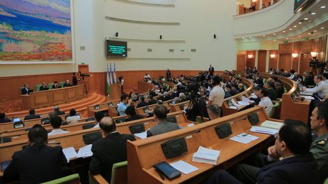 Senatorlar tadbirkorlarni qo‘llab-quvvatlashga ko‘maklashuvchi qonunni ma’qulladi