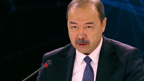 O‘zbekiston Bosh vaziri yoshlar muammolariga bag‘ishlangan videoselektor o‘tkazdi