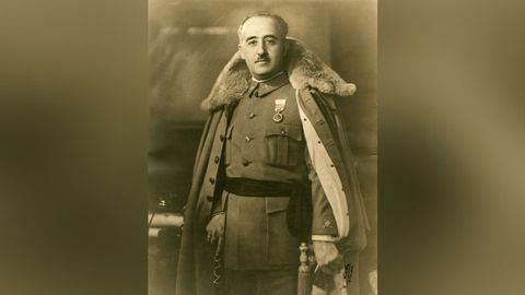 Испания ҳукумати Франконинг қолдиқларини бошқа жойга кўчиради