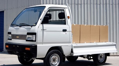 Xorazmda avtosalondagi Damas Labo uchun 500 dollar va 61 mln so‘m olgan firibgar ushlandi