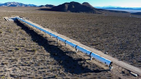 Hyperloop’da derazalar bo‘lmaydi. Biroq uning yo‘lovchilari baribir manzaralarni tomosha qila oladi