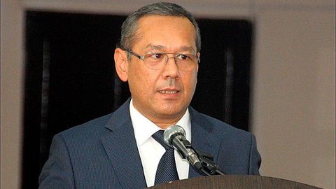 Улуғбек Иноятов Наманган давлат университети ректори этиб тайинланди