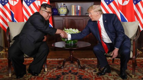 Трамп ва Ким Чен Ин бир-бирларининг мамлакатларига ташриф билан боришга рози бўлди