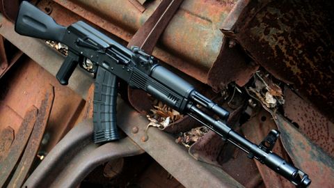 Ўзбекистон 2017 йилда Украинадан 2000 та автомат ва тўппонча-пулемёт харид қилди