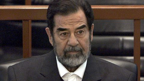 FQB xodimi Saddam Husaynni so‘roq qilgani haqida so‘zladi