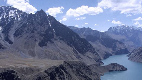 Rossiyalik ekspert: Sarez ko‘lining sotilishi O‘zbekistonga muammo tug‘diradi