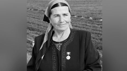 Ўзбекистон Қаҳрамони Сиёсатхон Абдуллаева 78 ёшида вафот этди