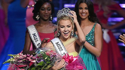 “Koinot go‘zali” tanlovida cho‘milish kiyimida chiqish taqiqlandi