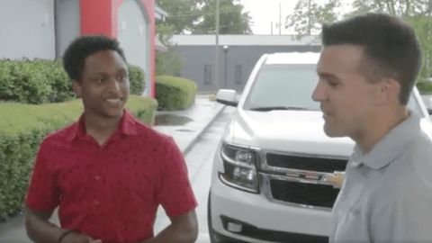 AQShda ishga kechikmaslik uchun 32 km piyoda yurgan xodimga rahbari mashina sovg‘a qildi