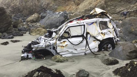 Amerikada Jeep Patriot avtomashinasida 60 metr balandlikdan qulagan ayol omon qoldi