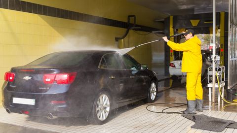 Саноат корхоналари ва автомобиль ювиш шохобчалари учун сув солиғи оширилади