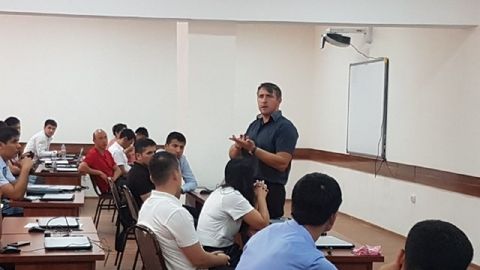 Holon universiteti koordinatori O‘zMUda dars beryapti