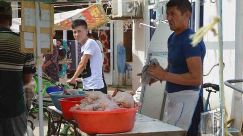 Uchquduq dehqon bozorining betartibligi borasida tuman hokimligi izoh berdi