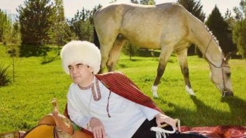 Turkmaniston prezidentining oti Ginness rekordlari kitobiga kiritildi