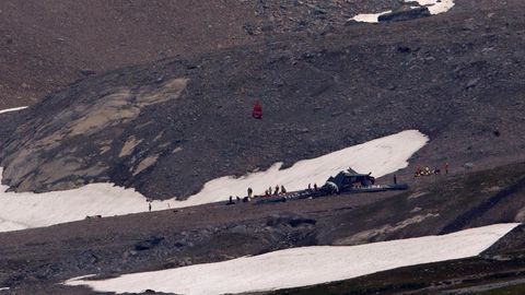Shveysariya Alp tog‘larida sayyohlarni olib ketayotgan samolyot quladi. 20 kishi halok bo‘ldi