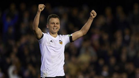 JCh—2018 da porlagan Denis Cherishev “Valensiya” futbolchisiga aylandi