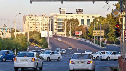 Toshkentda piyodalar o‘tish joylarida avtomobillar tezligi 30 km/soatgacha pasaytiriladi