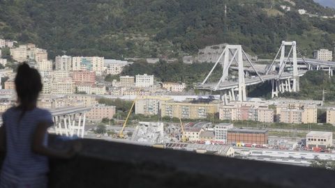 Genuyadagi ko‘prik qulashi qurbonlari soni 42 kishiga yetdi