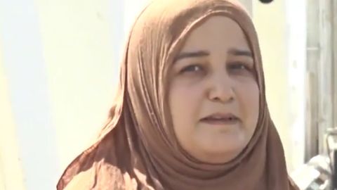 Афғонистонда террорчиларга қўшилиб қолган термизлик аёл Ўзбекистонга олиб келинди (видео)